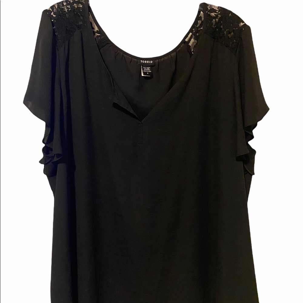 Black torrid blouse. Size 4.